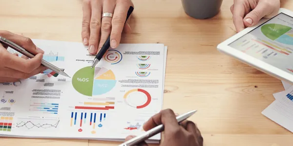 Illustration showing people sharing small business service plans.